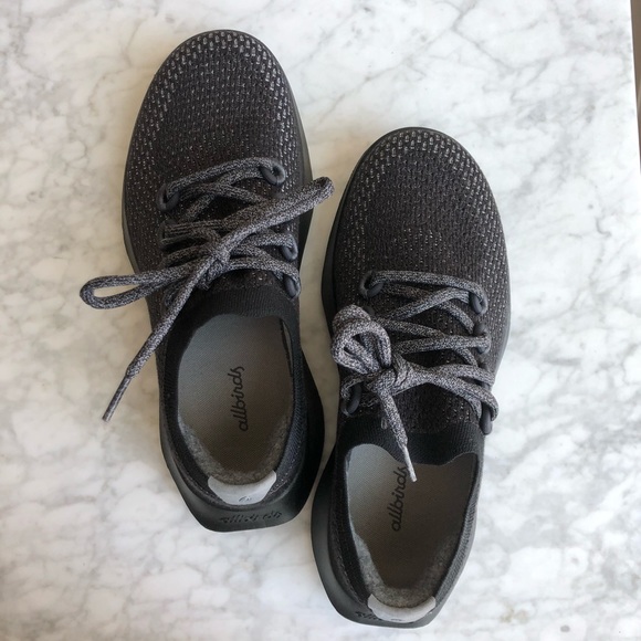allbirds tree dasher obsidian